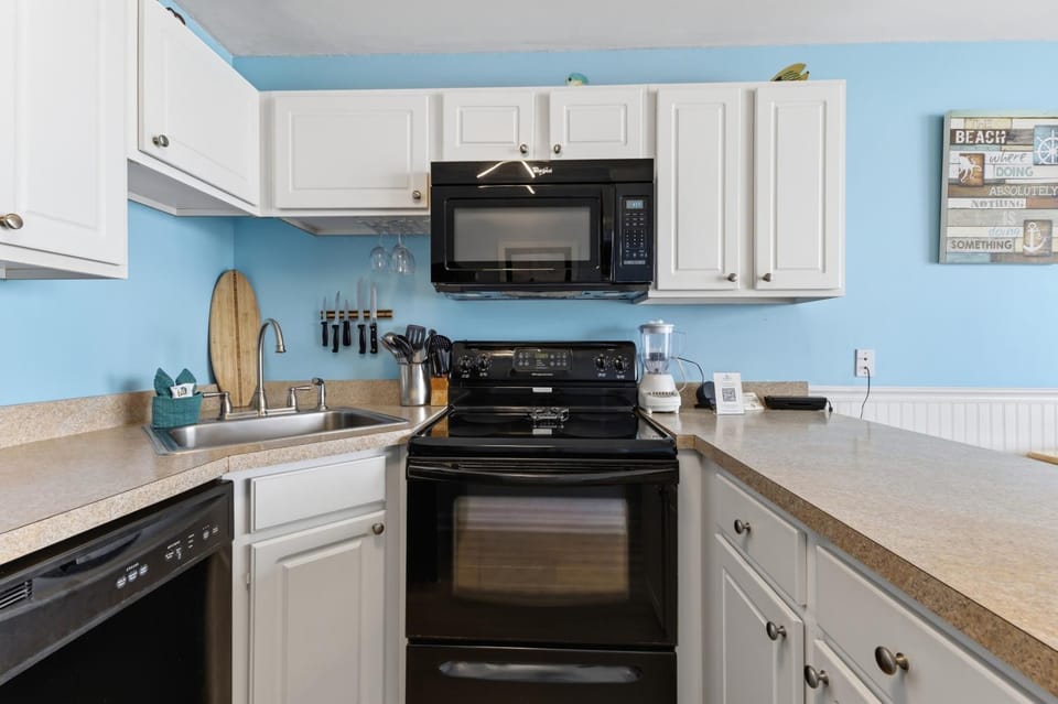 dishwasher, oven, stove, toaster, kitchen