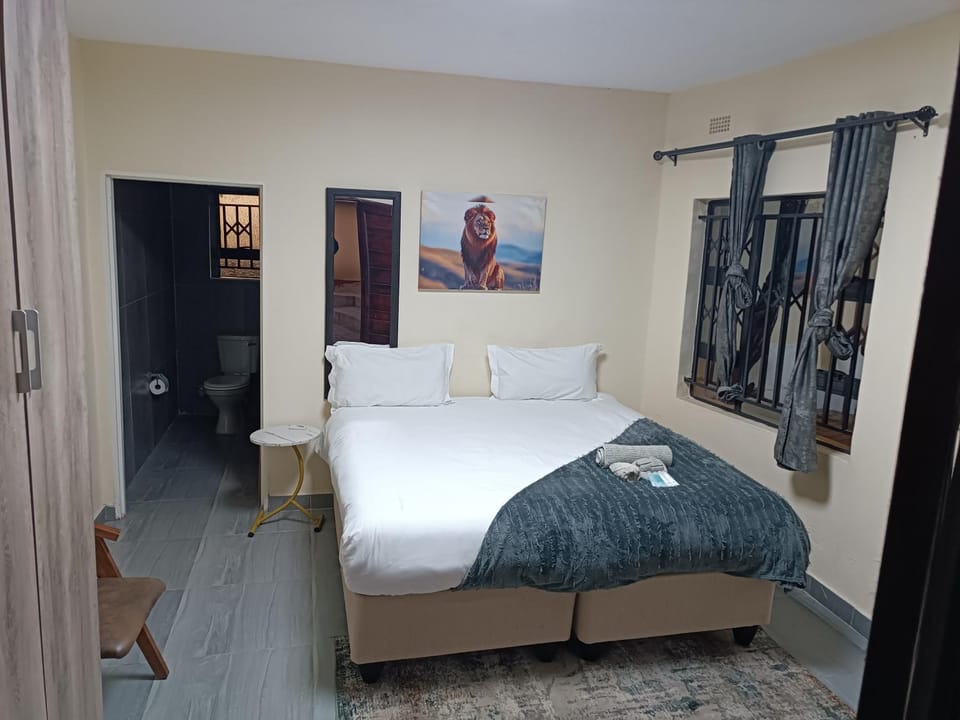 Tamari Resorts and Conference Centre Mudhindo Hotel in Zimbabwe
