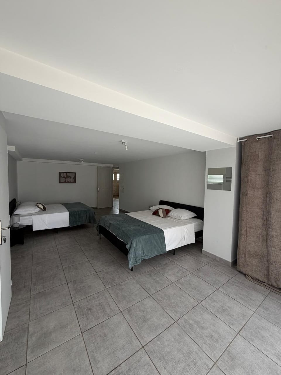 Rez de jardin, au centre de Romans-sur-Isère Apartment in Provence