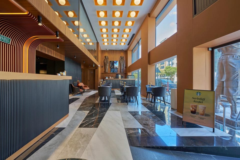 Coffee/tea facilities, Seating area