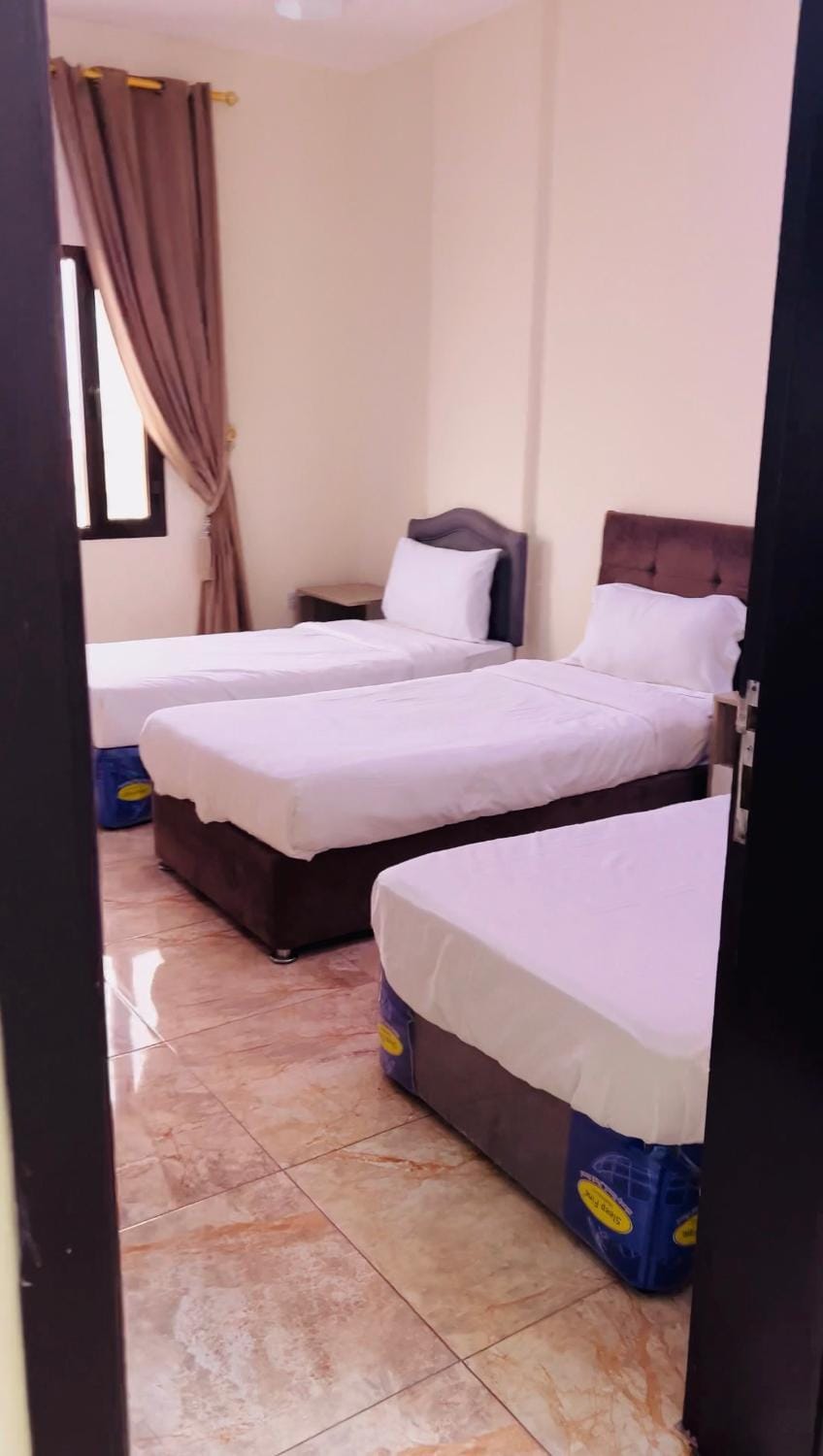 جولدن سيزون بلو Apartment hotel in Oman