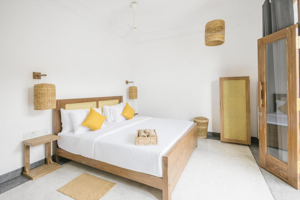 Bed, Photo of the whole room, Bedroom, towels, wardrobe