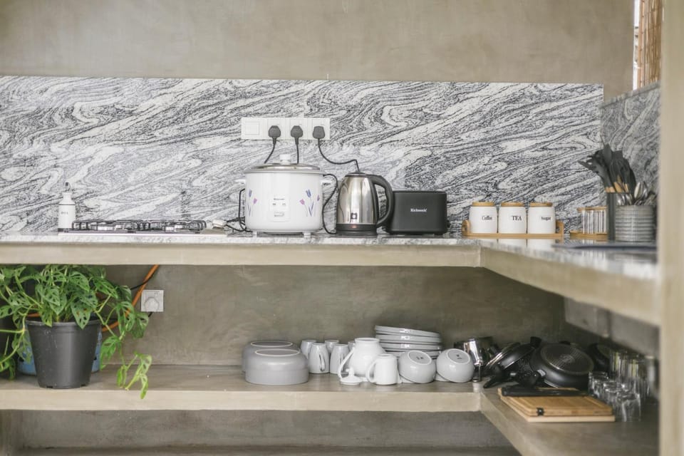 Coffee/tea facilities, Kitchen or kitchenette