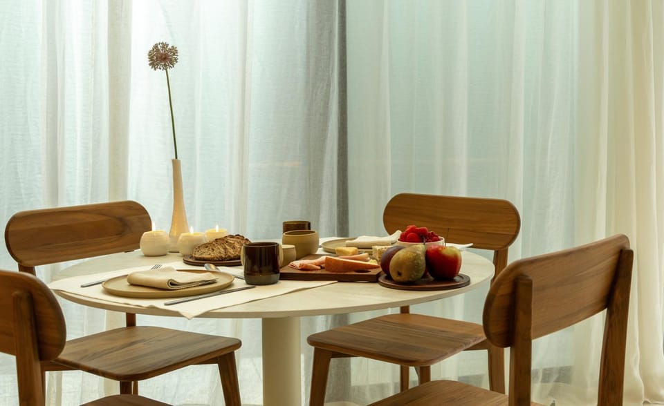 Dining area, Breakfast