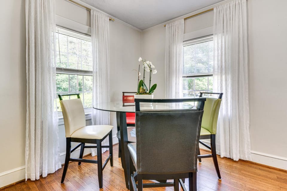 Perfect Location Greensboro Home - Near Everything House in Greensboro