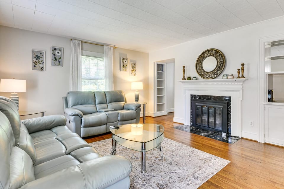 Perfect Location Greensboro Home - Near Everything House in Greensboro