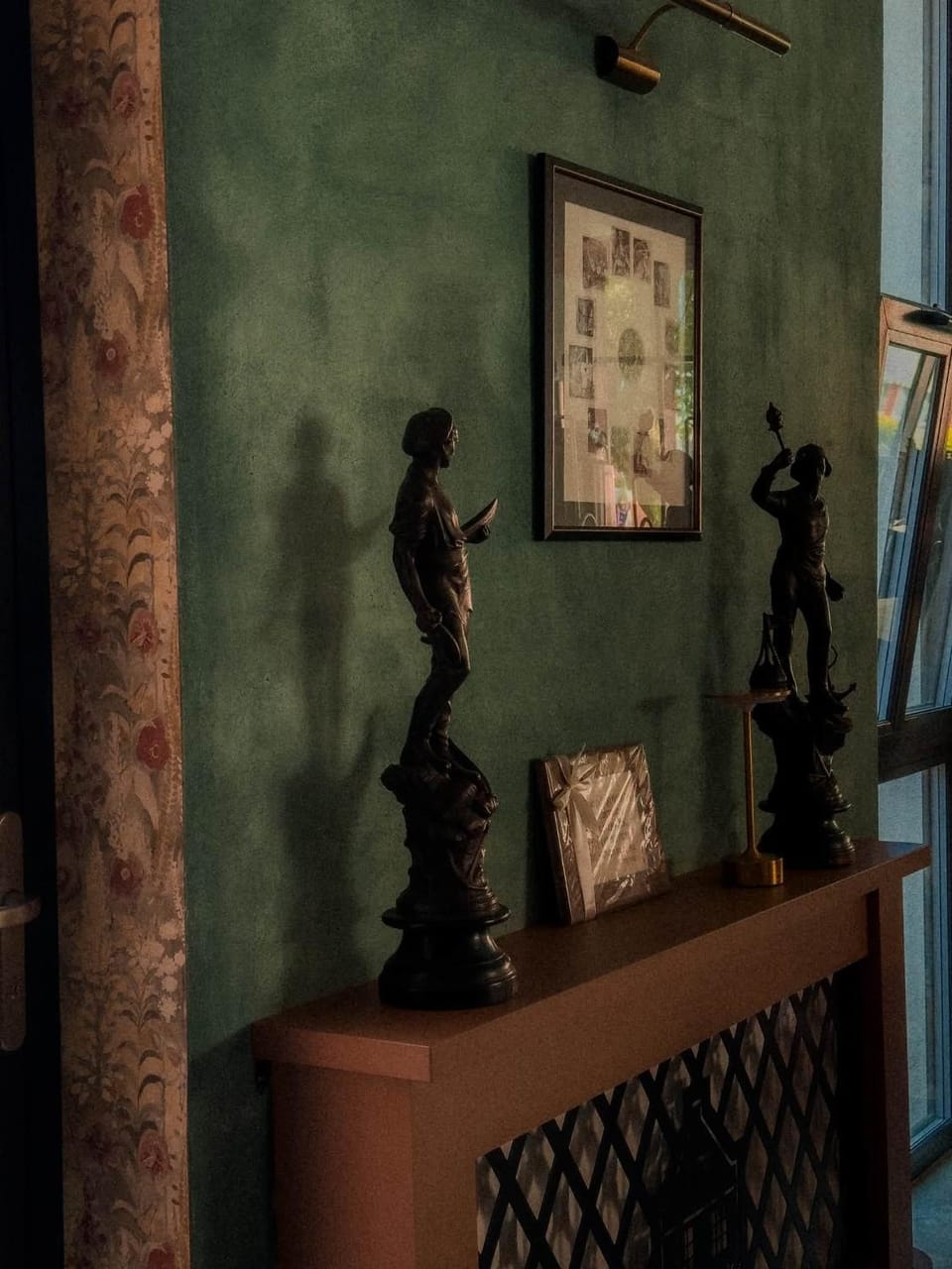 Restaurant/places to eat, Decorative detail