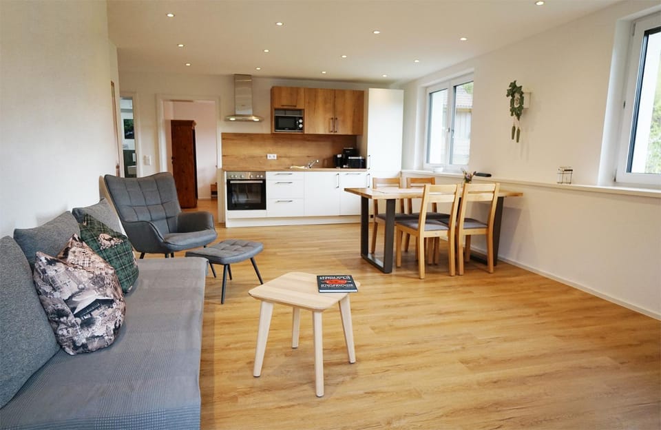 Living room, Dining area, kitchen