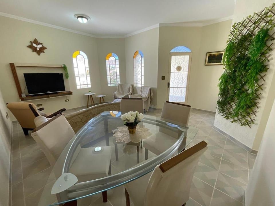 Casa Completa e Confortável a 7 minutos da Basílica de Aparecida House in State of São Paulo