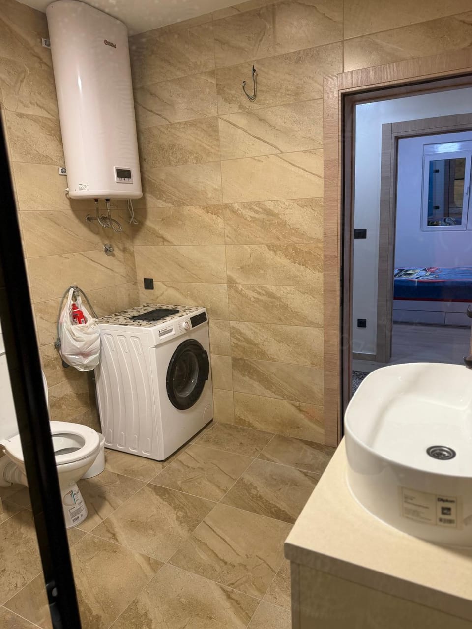 Bathroom, washing machine