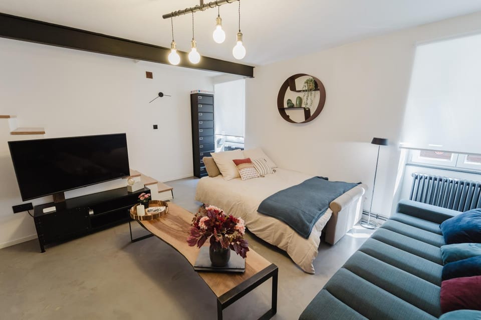 Communal lounge/ TV room, Living room