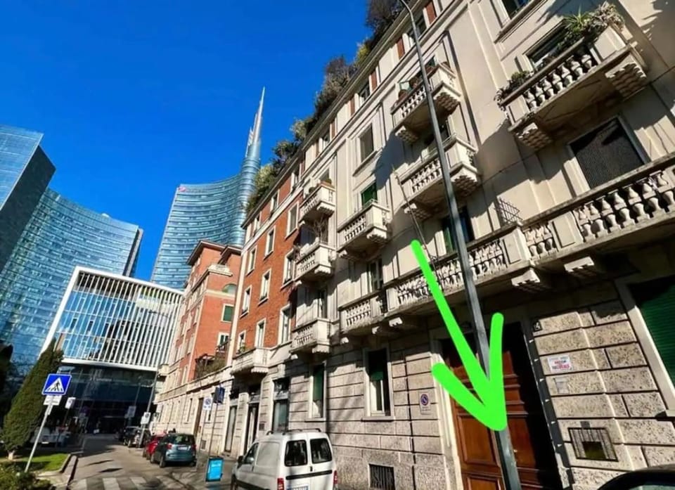 Gae Aulenti House Free WI-FI Apartment in Milan