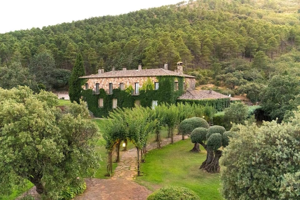 Property building, Garden view