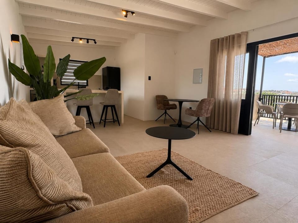 Golden Sand Residences Apartment in Willemstad