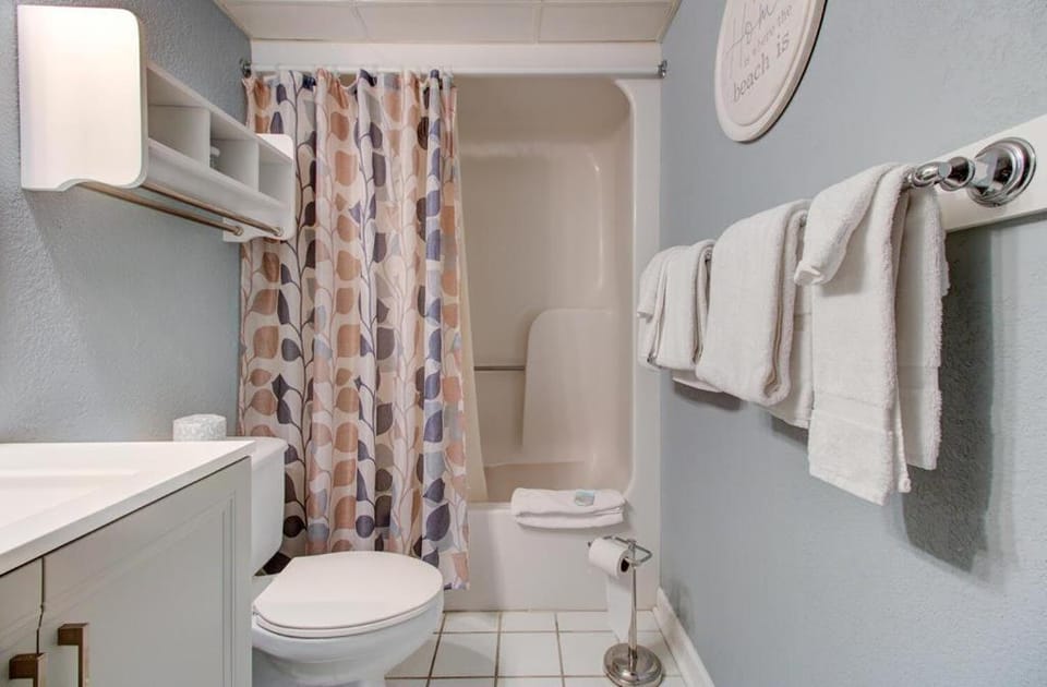 Bathroom, Bath
