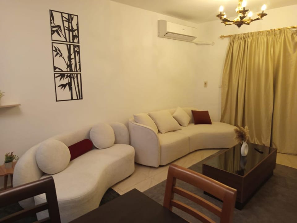 Living room, Seating area, air conditioner