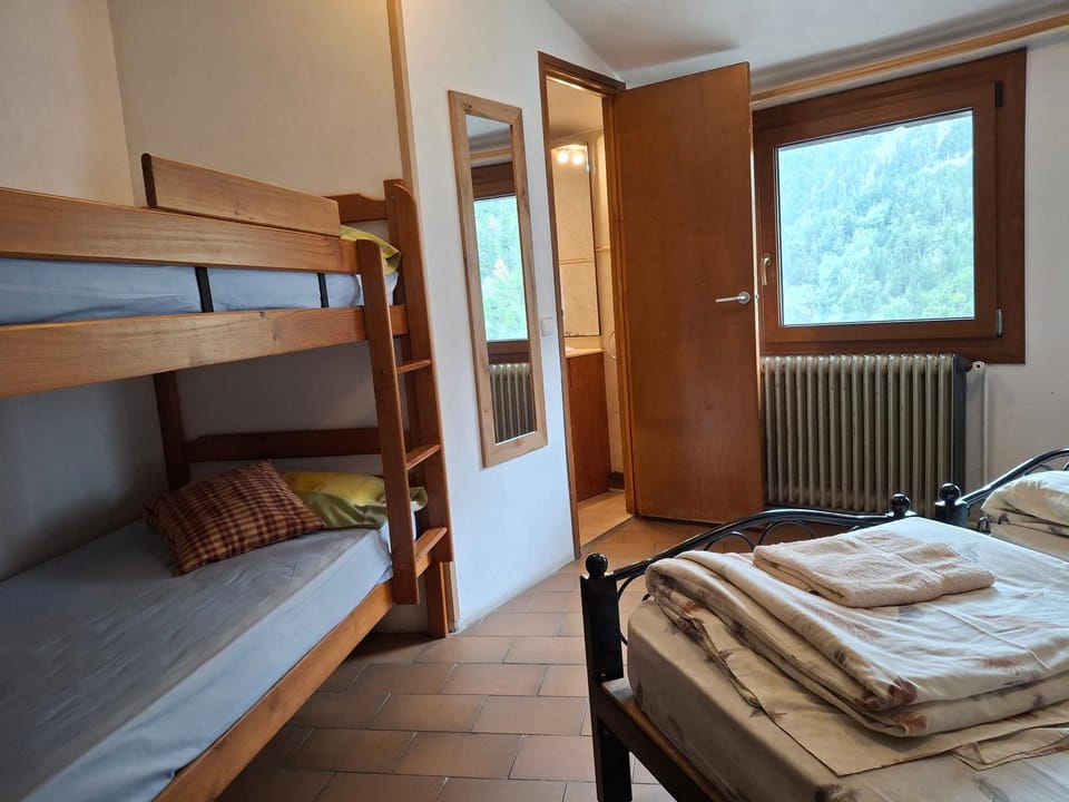 Setcases-Vallter hostal Mitja Pensió 4 Bed and Breakfast in Ripollès