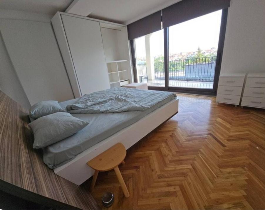 Garden Floor Property with Balcony View of the Hill, King Size Bed with 2 Sofa Convertable Single Beds Total 4 Persons Capacity Apartment in Europe