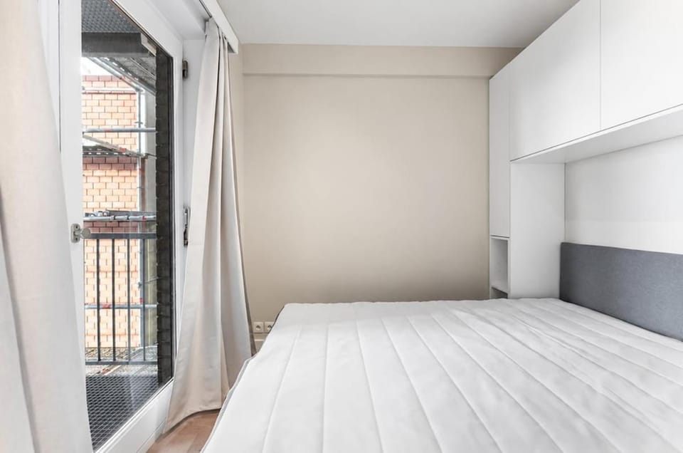 Pier09, with balcony and beautiful sea view Apartment in Bruges