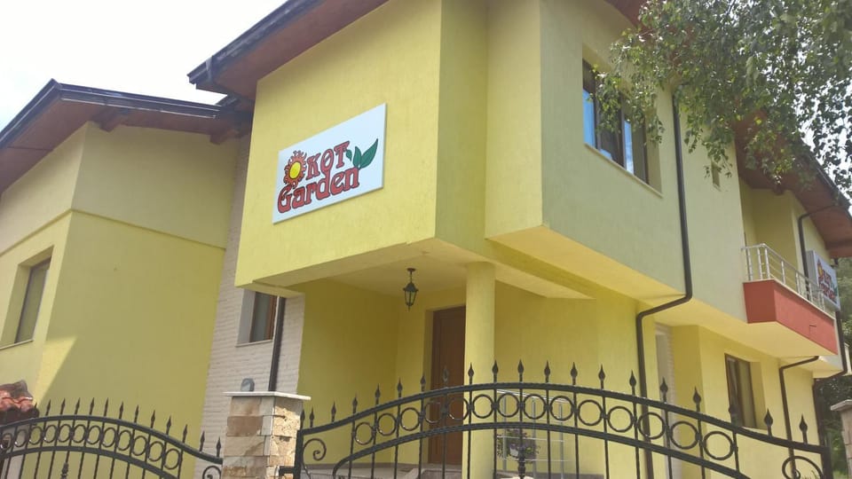 Facade/entrance, Property logo or sign