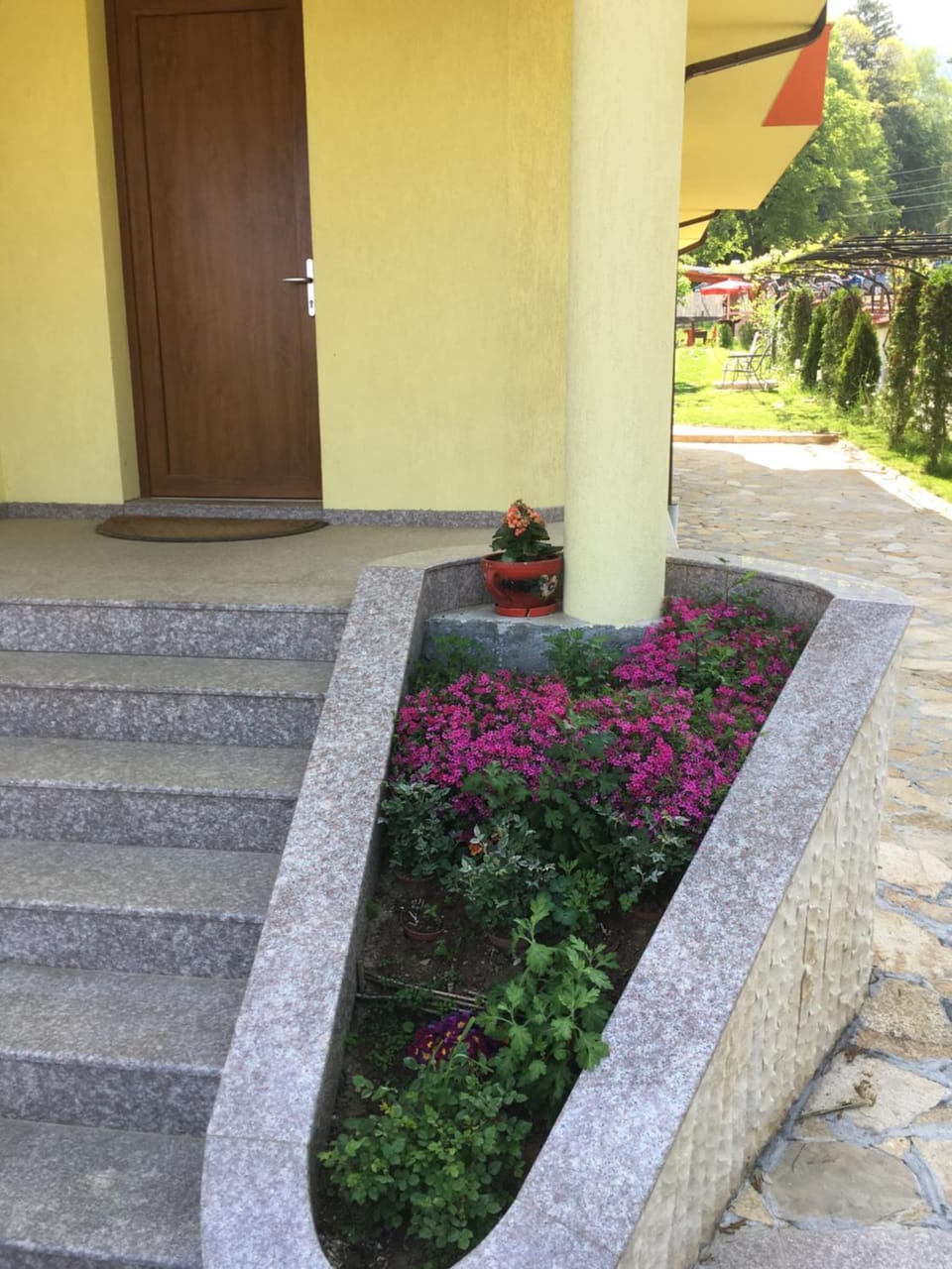 Facade/entrance, Spring, Day, On site