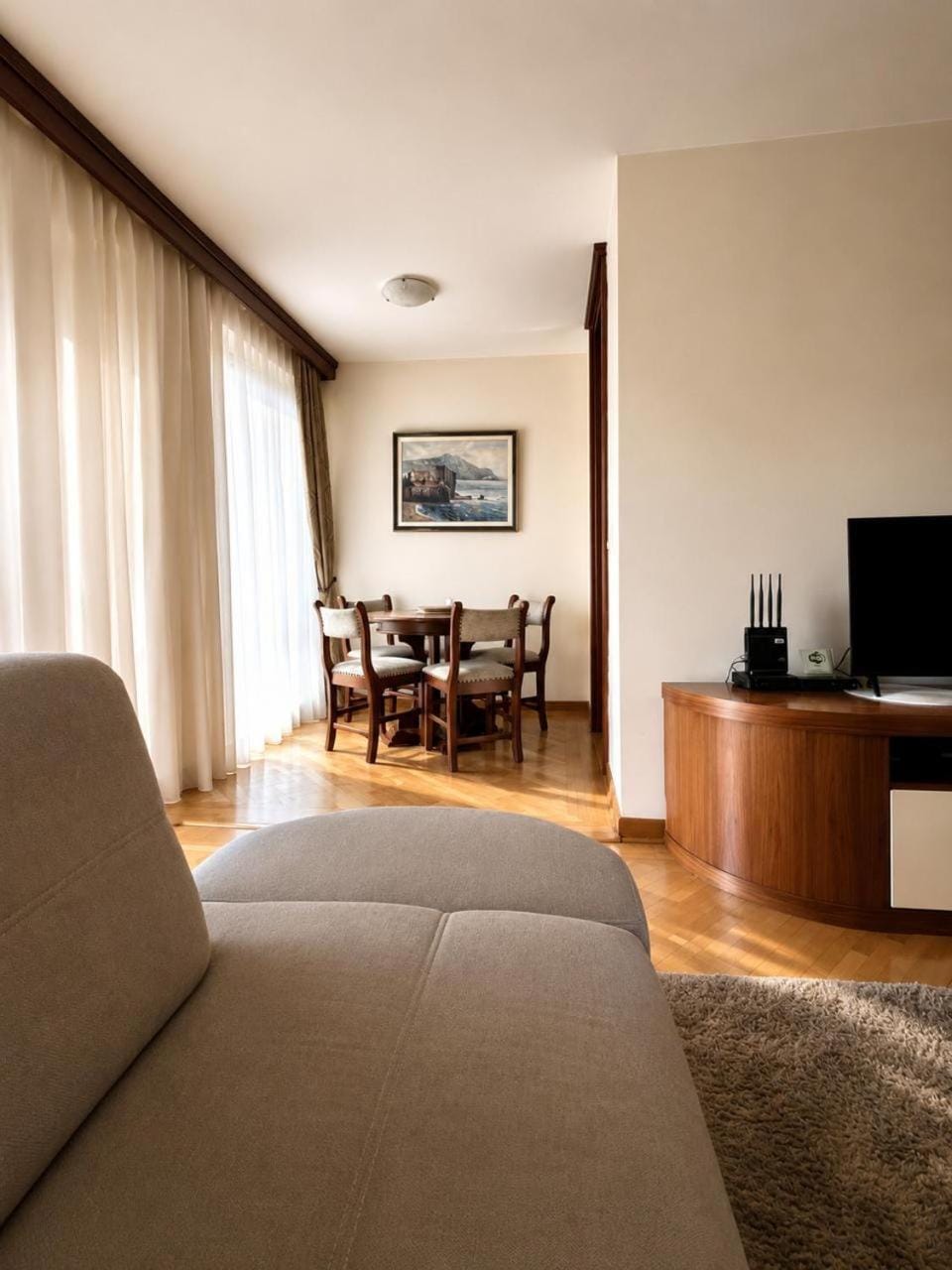 Living room, Seating area, Dining area