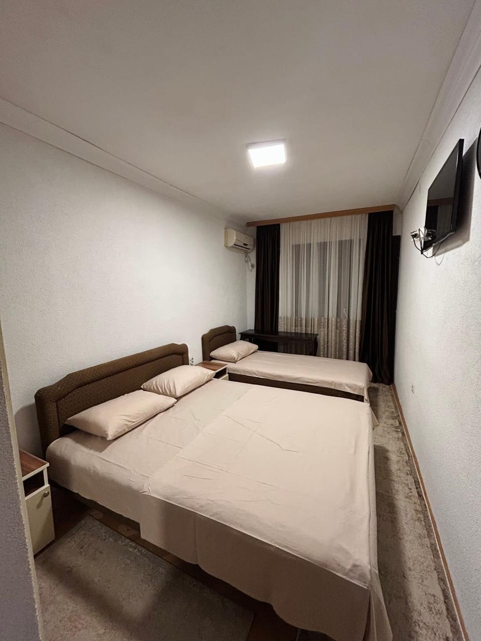 Communal lounge/ TV room, Bed, TV and multimedia, Photo of the whole room, Evening entertainment, Bedroom