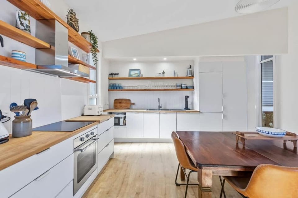 Seahaven at Mossy House in Annetts Parade