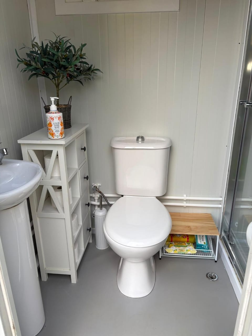 Rogarnet caravan park Luxury tent in East Dorset District