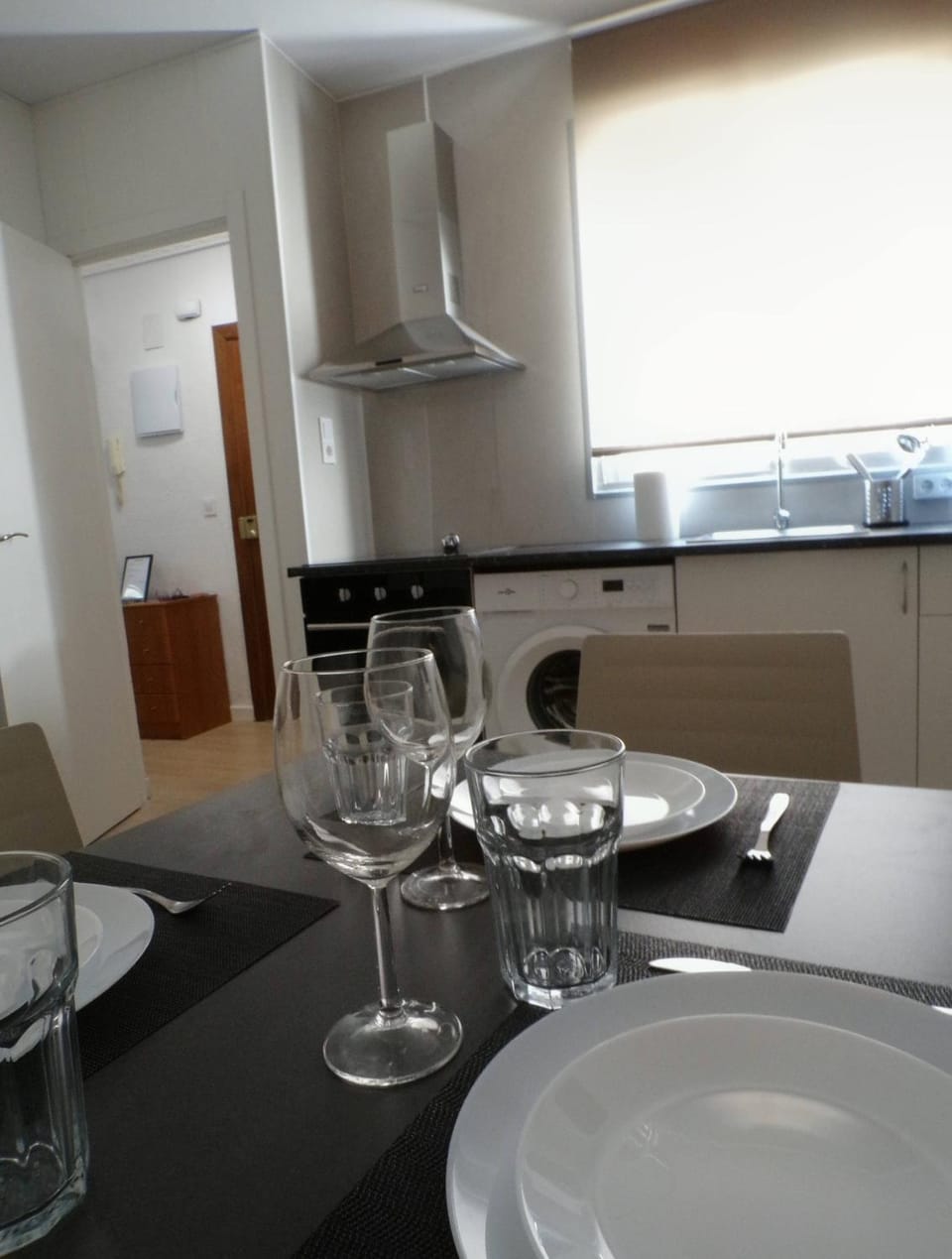 Kitchen or kitchenette, Dining area, stove
