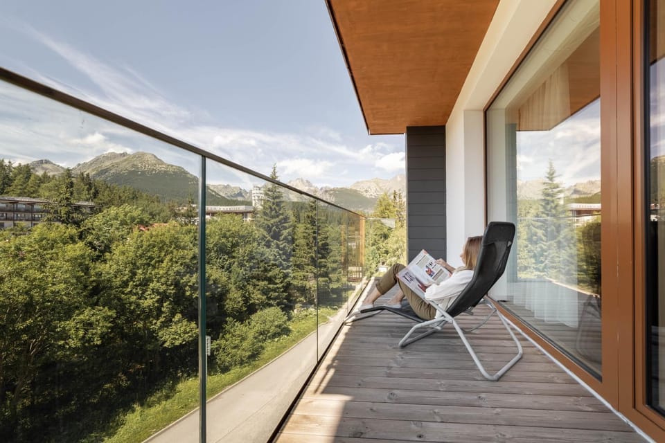 Balcony/Terrace, Mountain view