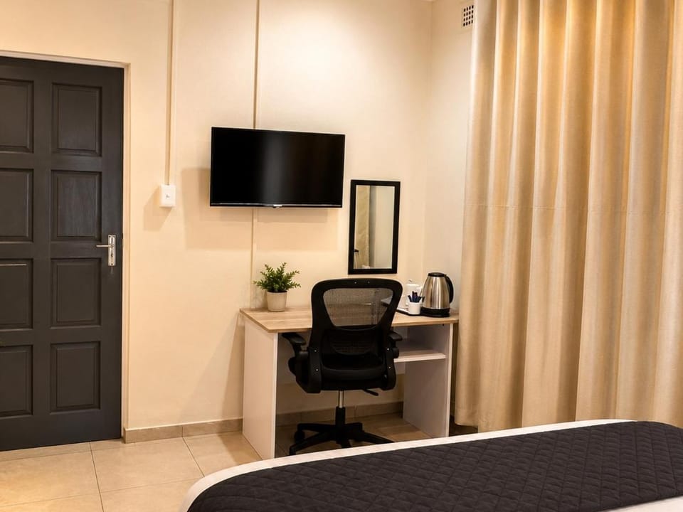 La Tiah One, Durban Bed and Breakfast in Durban