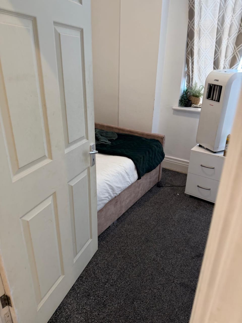 Hyde Park Resident Family House Apartment in City of Westminster