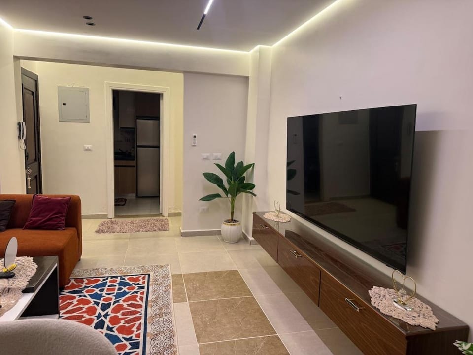 Cozy apartment janna2 compound Elsheikh zayed Apartment in Egypt