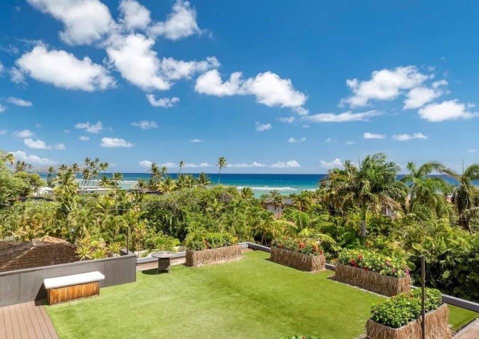 Villa Kahala Honolu With Pool Villa in Honolulu