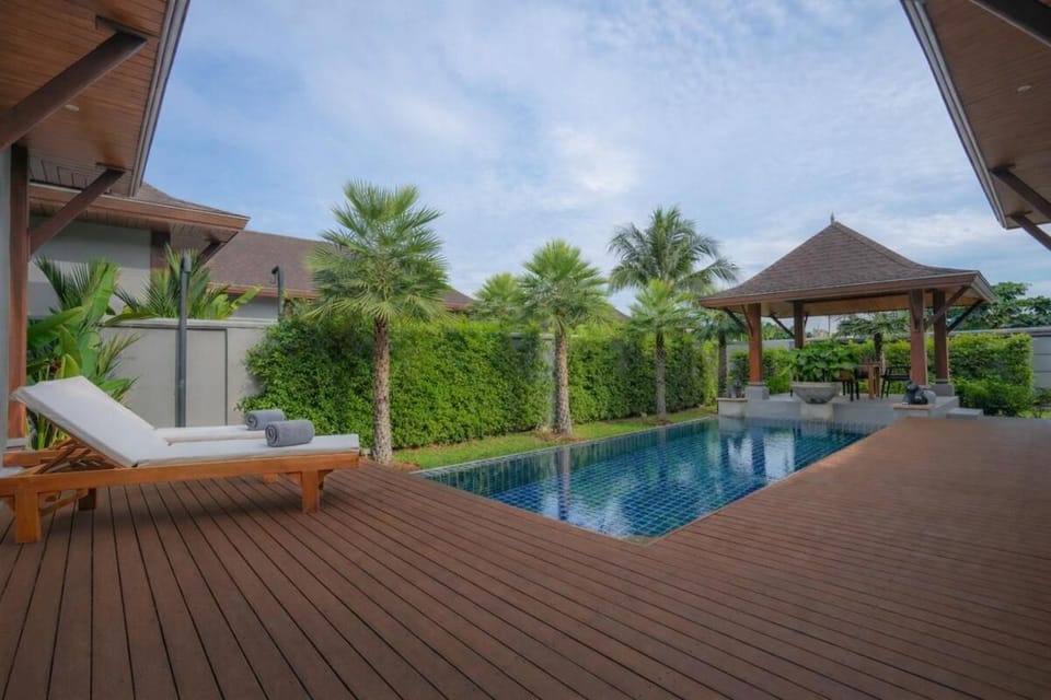 Quiet Tropical 2 Bedroom Pool Villa with Garden Villa in Rawai