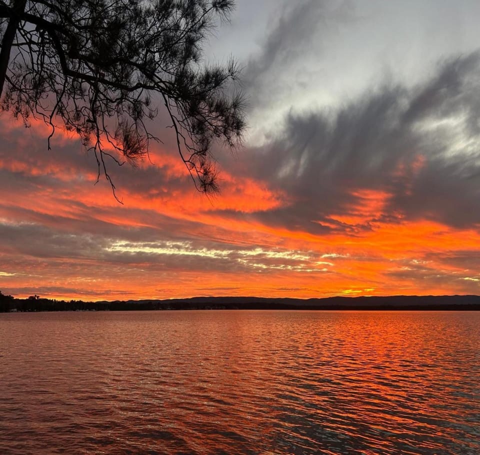 Lakeside Drift House in Lake Macquarie