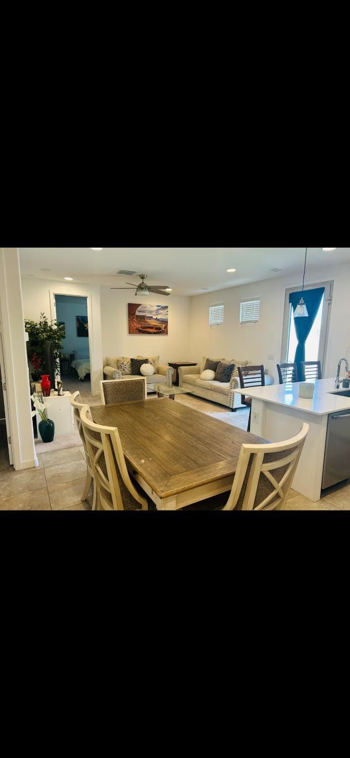 Modern Private Casita Close to Zoo-Casino-Stadium Bed and Breakfast in Glendale
