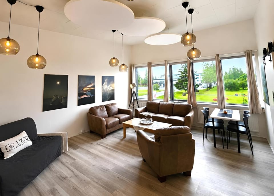 Deluxe apartment in heart of Hveragerði Bed and Breakfast in Greater Reykjavik
