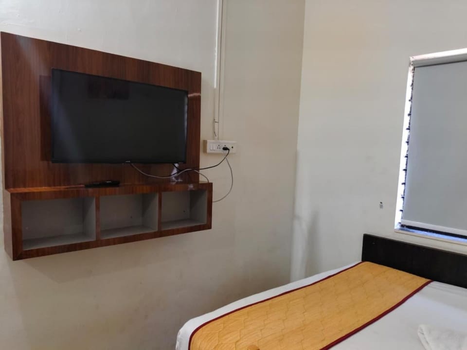 Hotel Mayur Lodge Hotel in Karnataka