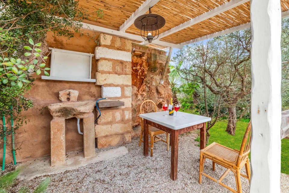 Villa Fontanelle Double Room 1 - Happy Rentals Bed and Breakfast in Apulia