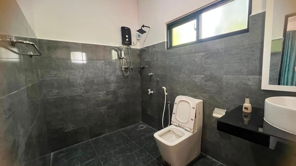 Elevara Eco Resort - Wasgamuwa Bed and Breakfast in Central Province