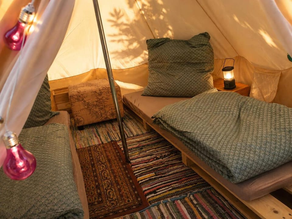 Travel Sleep & Home I Schlafen im Jurtenzelt mit schönem Ausblick, Garten und Natur Luxury tent in Bavaria