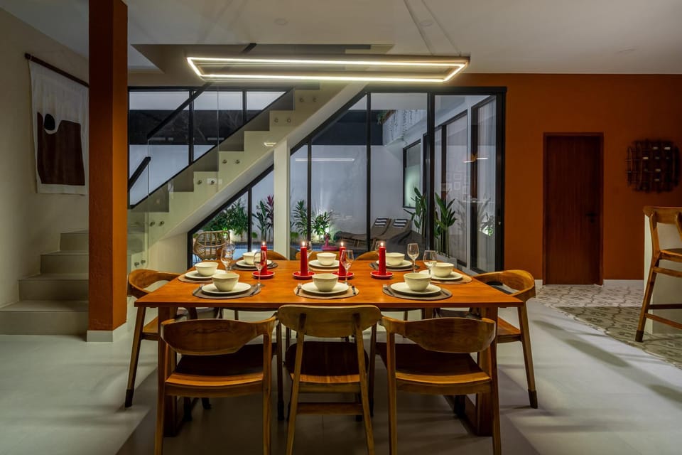 4BR Villa | Private Pool & Ocean View Rooftop House in Bali