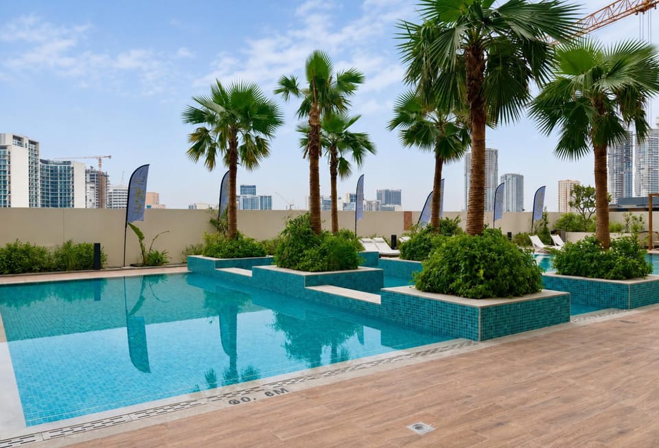 Swimming pool, Swimming pool