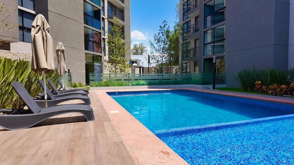 Modern Apartment with Pool Pet Friendly Apartment in Tlaquepaque