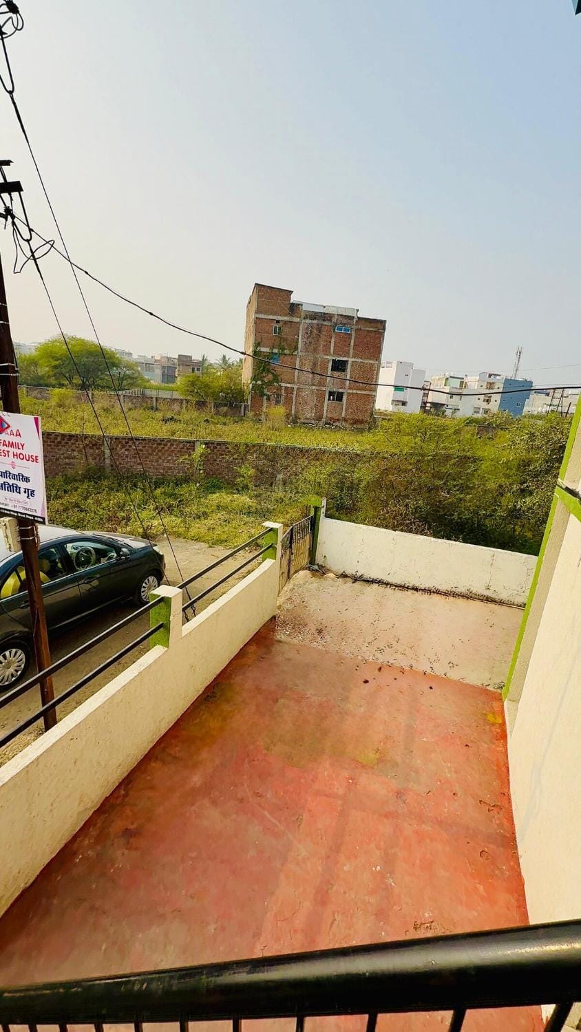 VIP -1, Room with kitchen space and attached bath Villa in India