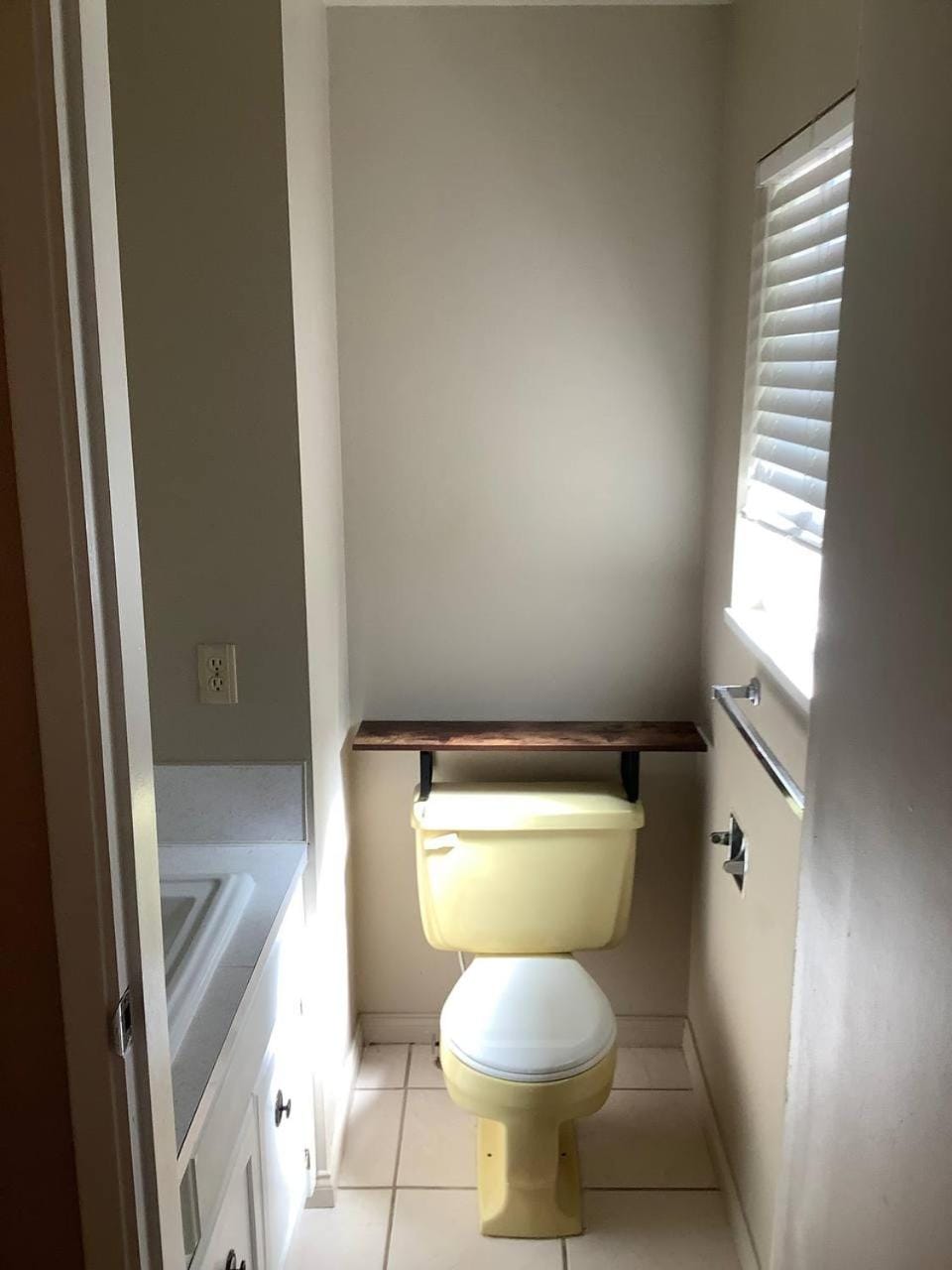 Cozy nest Apartment in Port Coquitlam