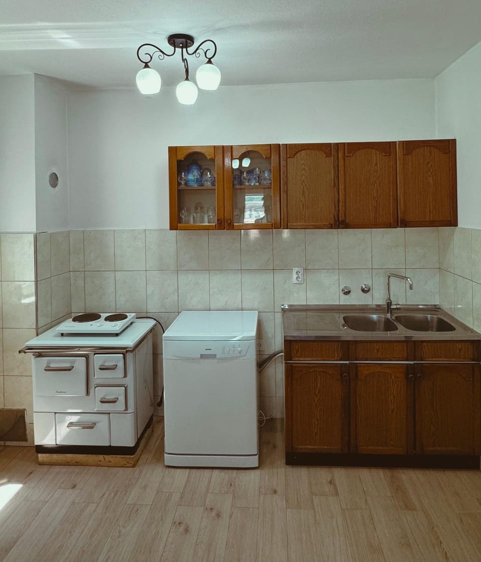 Bridge Holiday Home Moštanica House in Montenegro