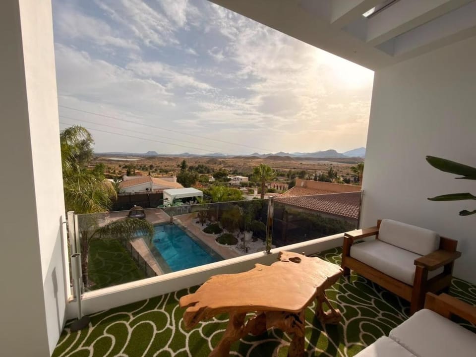 Chalet de lujo- Piscina-gym-sauna y jacuzzy Villa in Alacantí